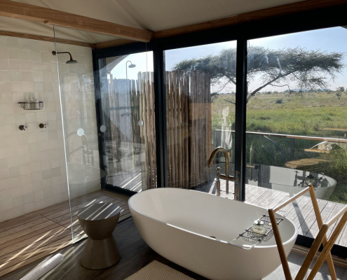 Badezimmer mit freistehender Badewanne, Lemala Serengeti Lodge