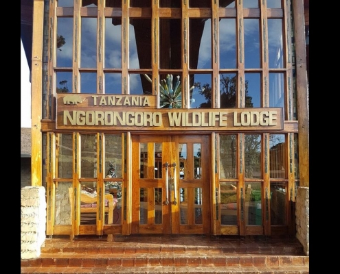 Ngorongoro Wildlife Lodge Haupteingang