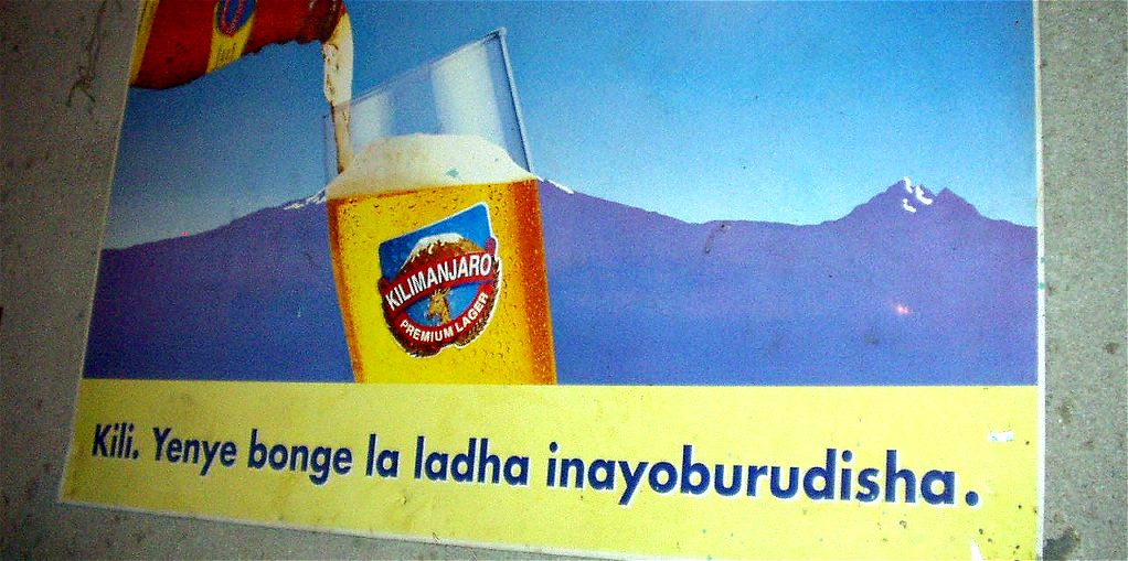 Alte Kilimanjaro Bier Werbung aus dem Jahr 2004