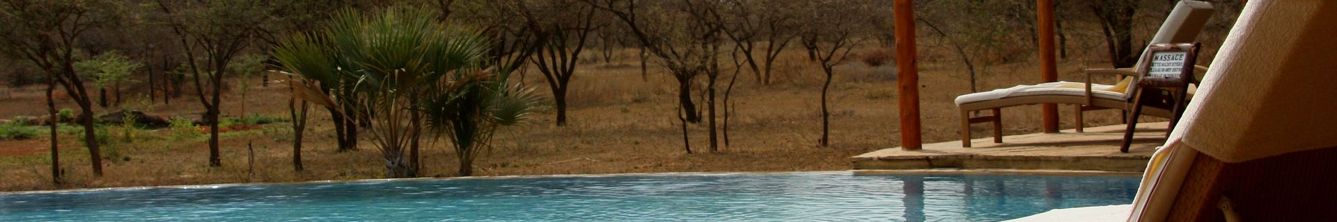 Luxus Lodge mit Pool Nationalpark Tansania